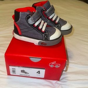 See Kai Run Size 4 Dane Gray Denim Black high top shoes